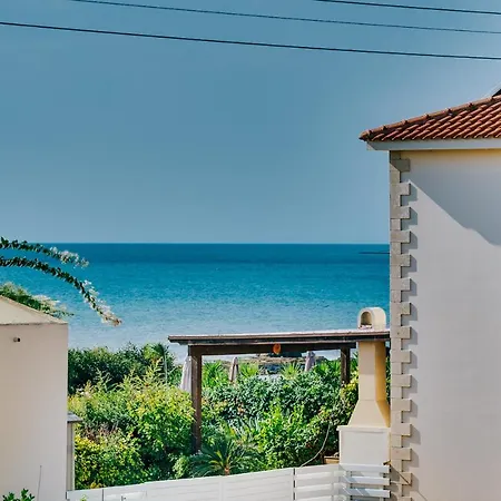 Villa Scarlett
